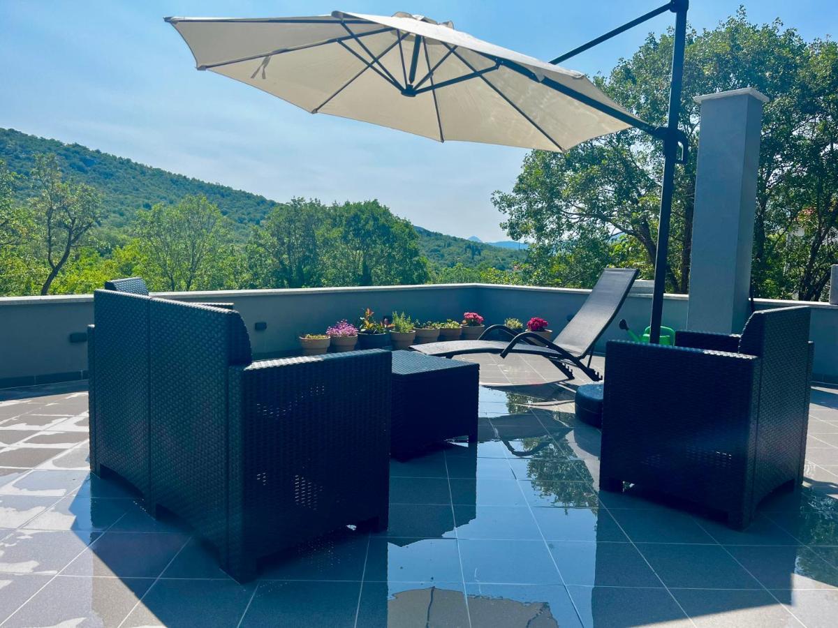 Luxury Villa Andrea Vrzika In Forest Near The Sea Zagvozd Exterior foto